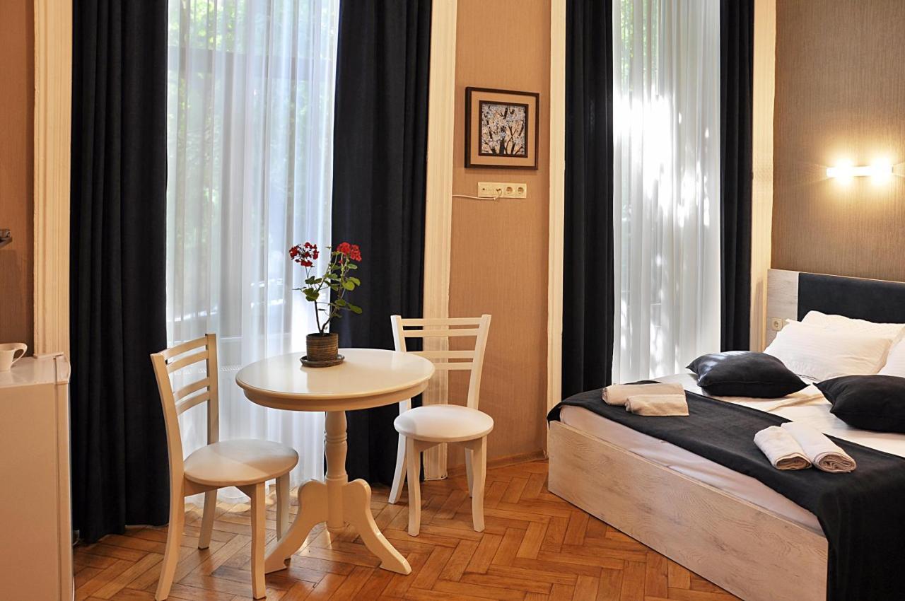 Hb Apartments Mari Brose Tbilisi Eksteriør bilde