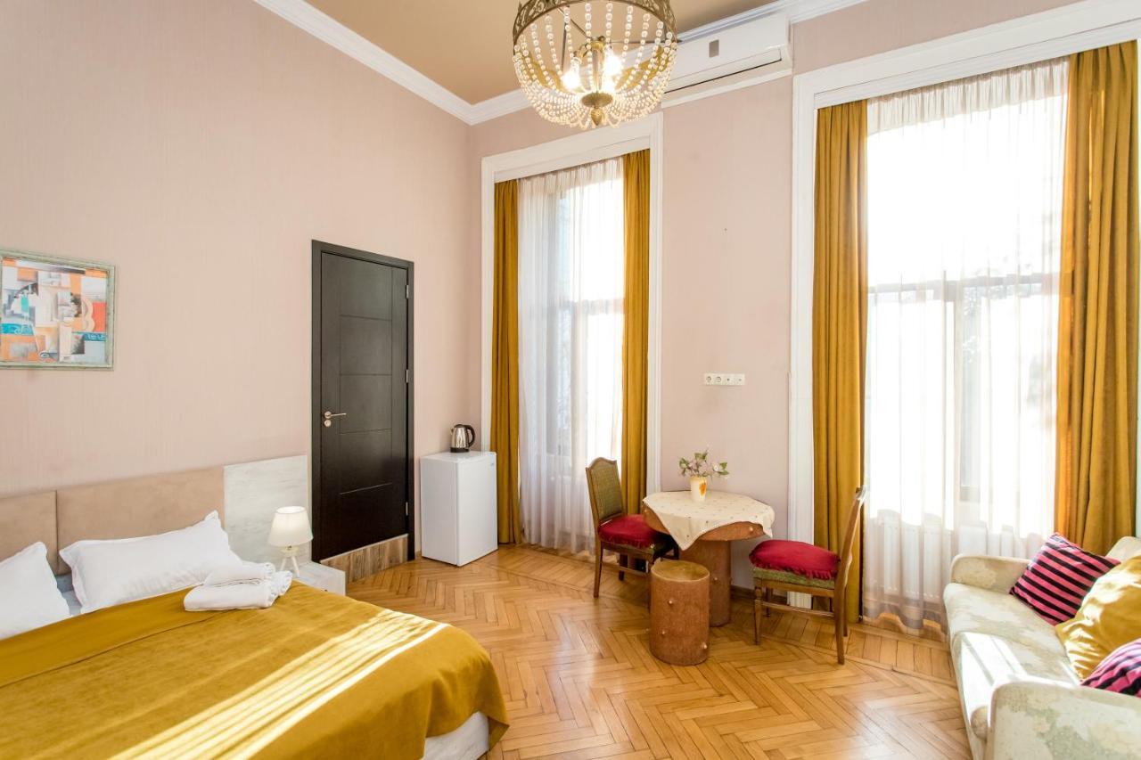 Hb Apartments Mari Brose Tbilisi Eksteriør bilde