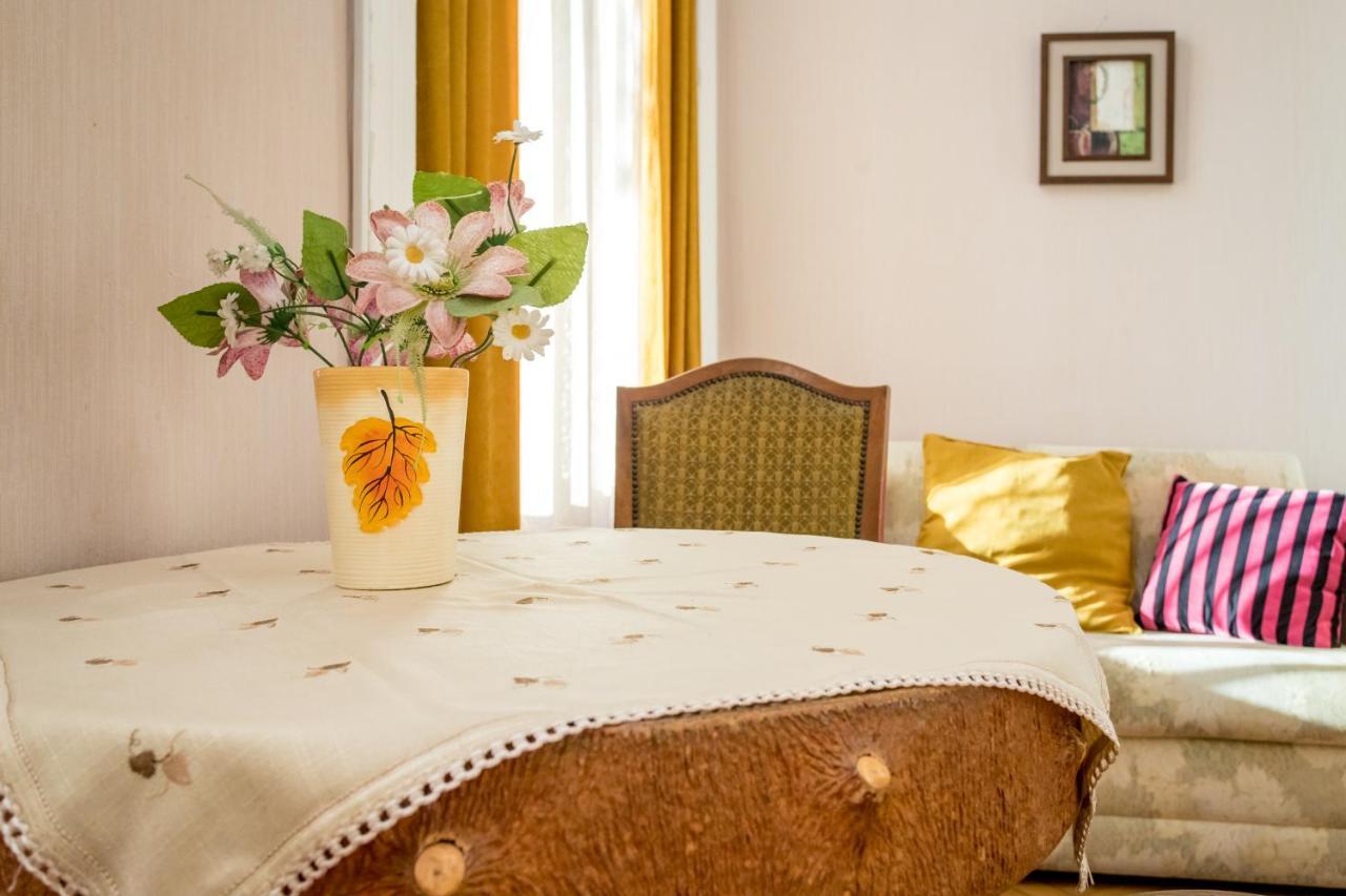 Hb Apartments Mari Brose Tbilisi Eksteriør bilde